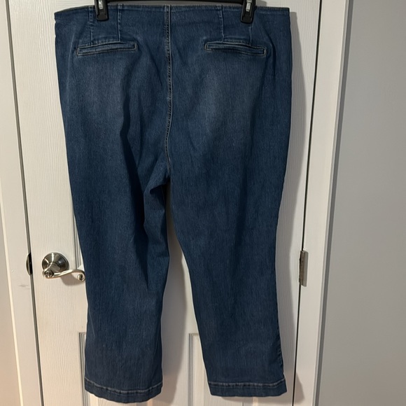 Cato Medium Wash Jeans - Picture 3 of 5